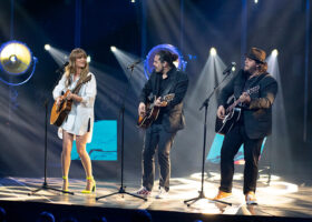 Gala de l'ADISQ - Performance de Andréanne A. Malette et 2Frères