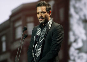 Gala de l'ADISQ - Adam Cohen accepte le Félix honorifique pour son père, Leonard Cohen